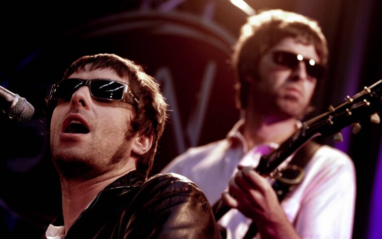Liam Gallagher dit qu'il "pourrait y avoir un album" d'Oasis "si nous réussissons cette tournée et sommes gentils les uns envers les autres"