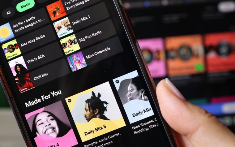 Spotify utilise des artistes fantômes pour minimiser les coûts de redevances, selon un nouveau rapport