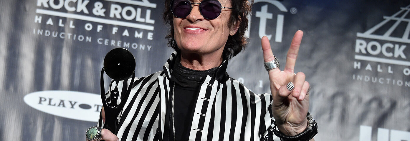 Glenn Hughes révèle que l'intronisation au Rock & Roll Hall of Fame de Deep Purple était « putain de mal à l'aise »