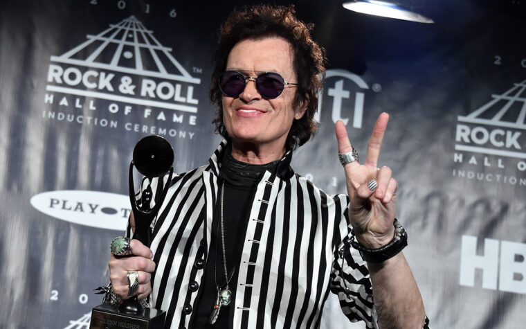 Glenn Hughes révèle que l'intronisation au Rock & Roll Hall of Fame de Deep Purple était "putain de mal à l'aise"