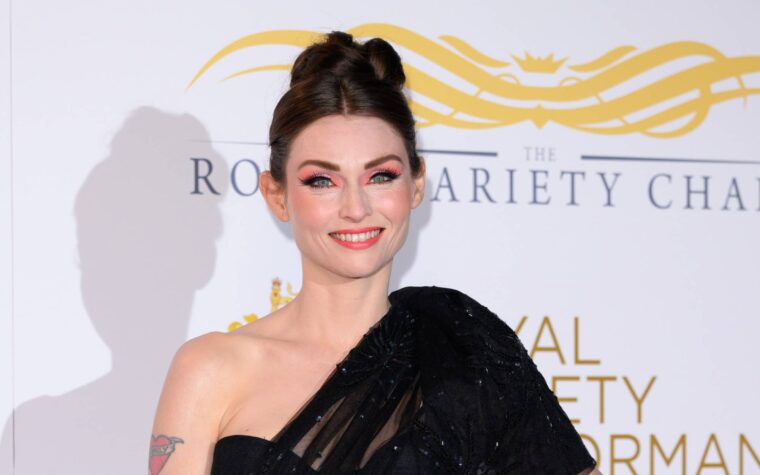 Sophie Ellis-Bextor révèle qu'elle a joué plus de 100 concerts depuis la sortie de "Saltburn"