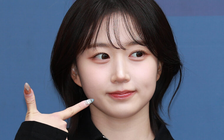 Écoutez Haewon de NMIXX reprendre « Please Please Please » de Sabrina Carpenter