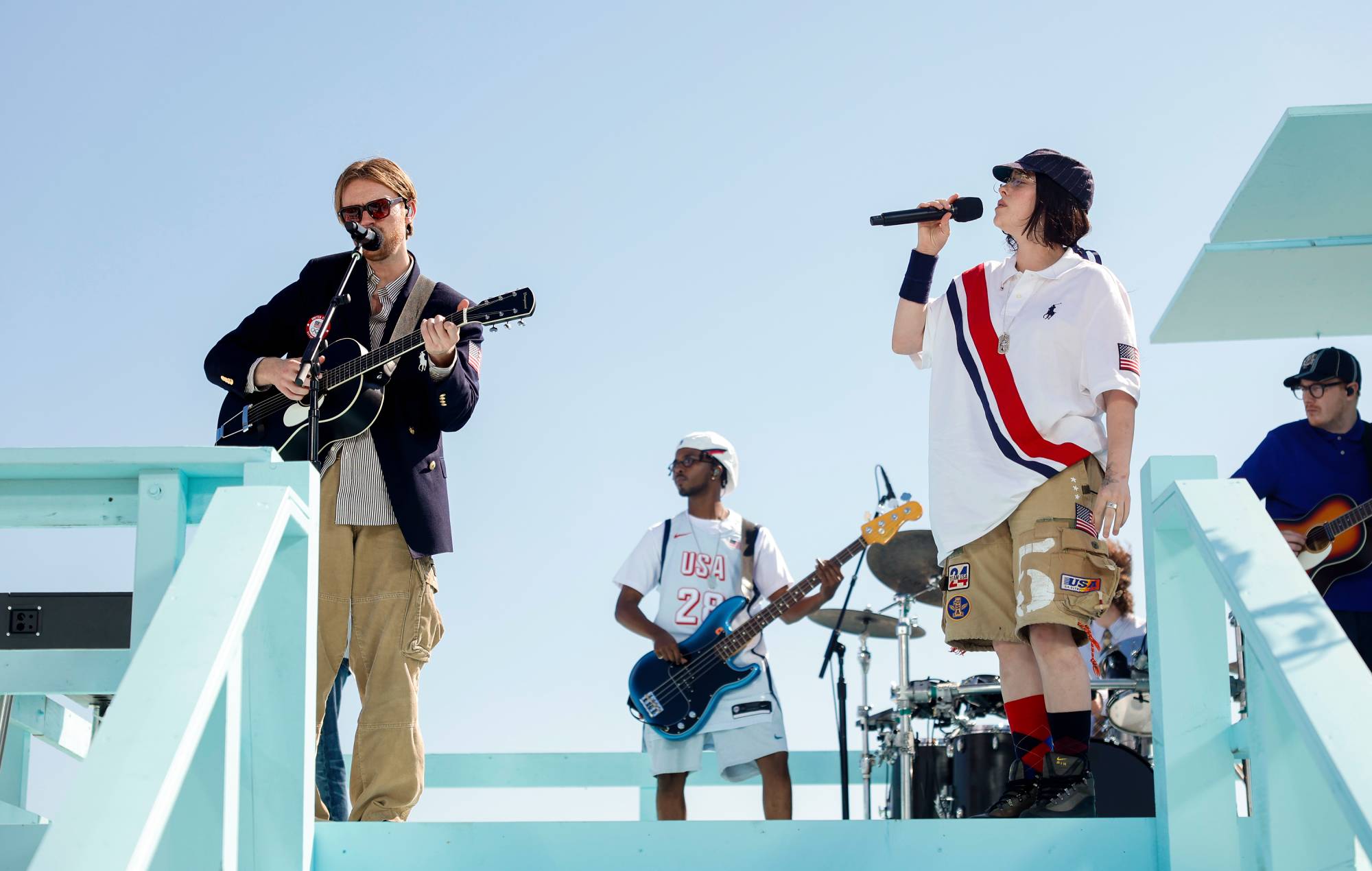 Finneas Billie Eilish se produit lors de la célébration de la remise des Jeux Olympiques LA28. (Photo par Emma McIntyre/Getty Images pour LA28)
