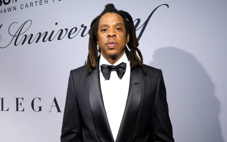 L'avocat de Jay-Z affirme que les allégations de l'accusateur anonyme sont trop anciennes pour être poursuivies