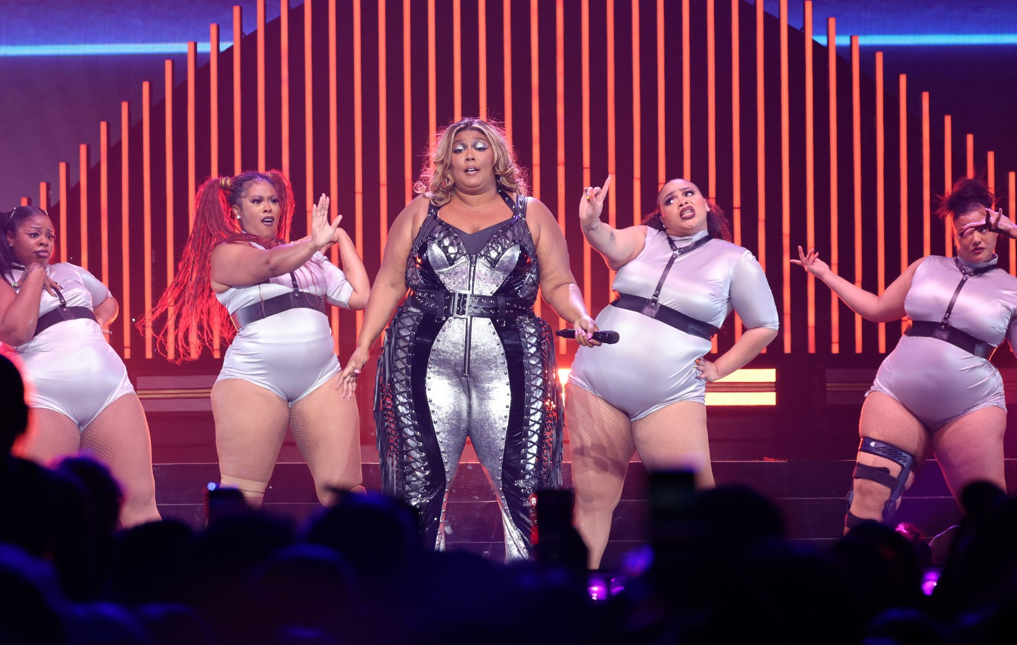 Lizzo se produit à la Spark Arena le 26 juillet 2023 à Auckland, en Nouvelle-Zélande.