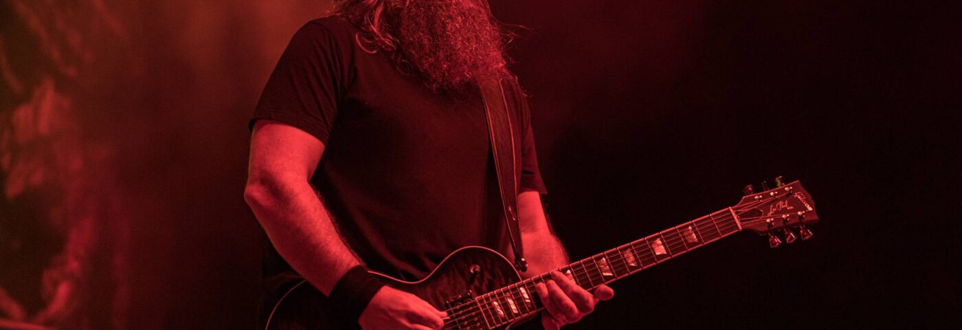 Mark Morton de Lamb Of God célèbre six ans de sobriété avec une publication sur les réseaux sociaux : « La guérison est possible »