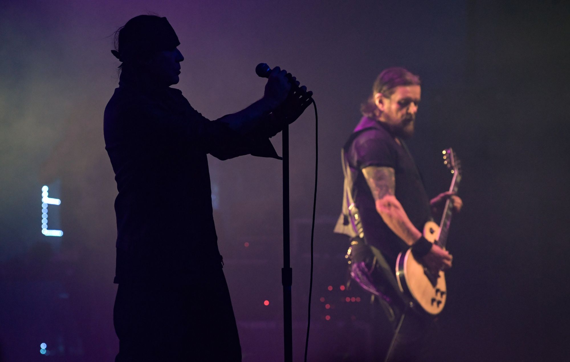 Ian Astbury, à gauche, et le guitariste Billy Duffy de The Cult se produisent au théâtre de concert The Pearl du Palms Casino Resort le 27 octobre 2023 à Las Vegas, Nevada.