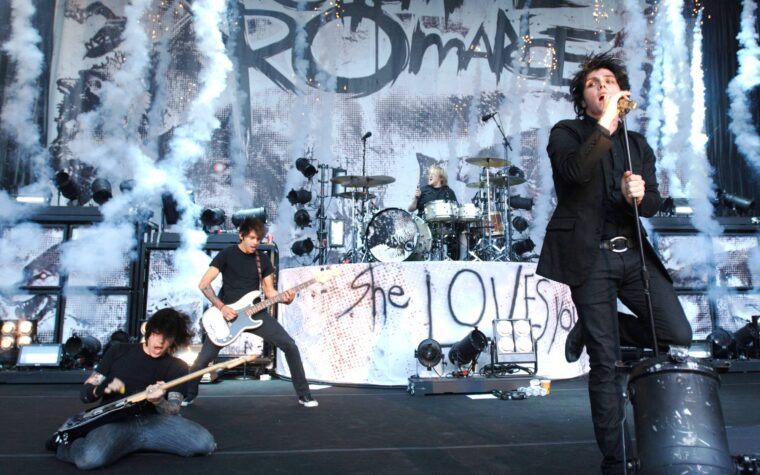My Chemical Romance rend hommage à Bob Bryar et à son rôle "important" dans l'histoire du groupe