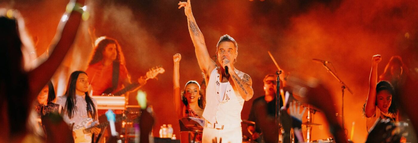 Regardez Robbie Williams en tête d'affiche de la soirée du Nouvel An d'ABC en Australie