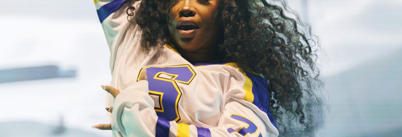 SZA confirme que « SOS » Deluxe « Lana » sortira cette semaine