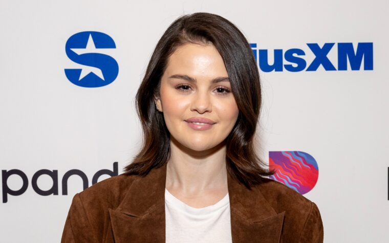 Selena Gomez se trouve "un peu trop vieille pour la vie de pop star"