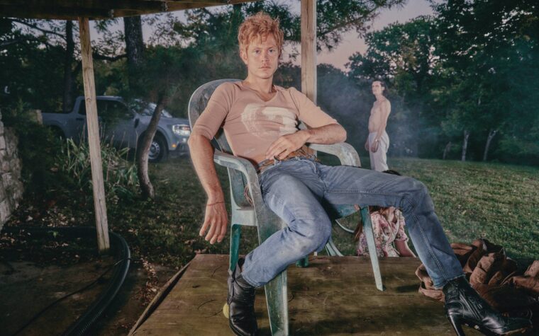 Perfume Genius annonce un nouvel album « Glory » avec le single réfléchissant « It's A Mirror »