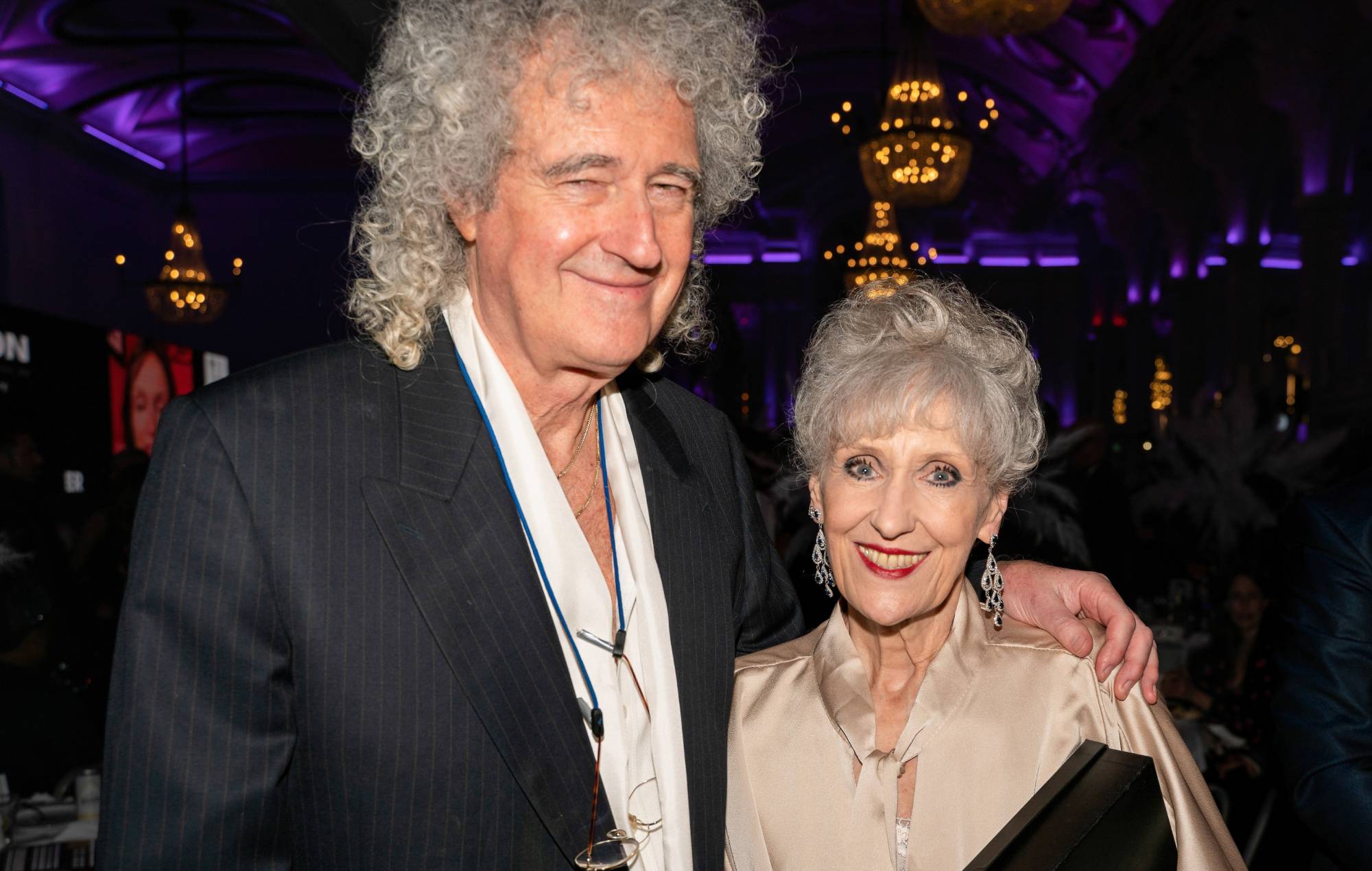 Brian May et Anita Dobson