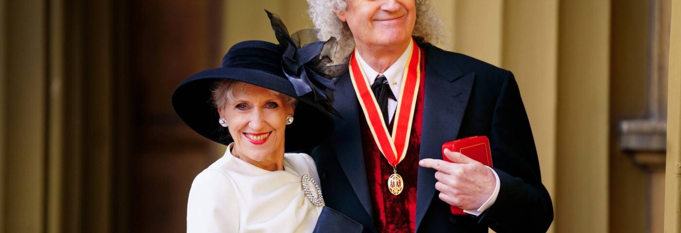 Anita Dobson fait le point sur sa santé suite à l'accident vasculaire cérébral de son mari Brian May
