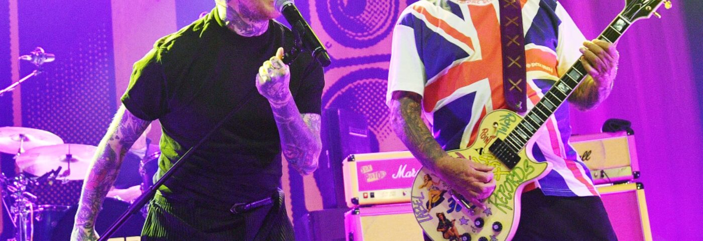 Les pistolets sexuels révèlent qu'ils se dirigeront vers nous avec Frank Carter