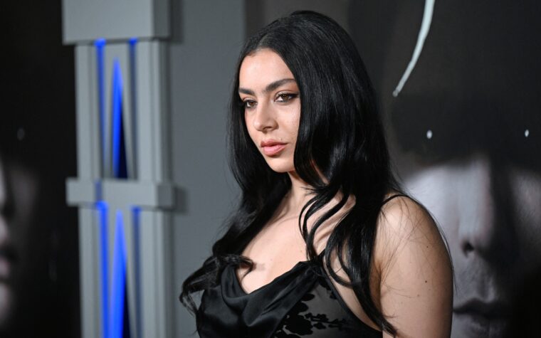Charli XCX jouera dans un nouveau film A24 basé sur sa propre idée originale