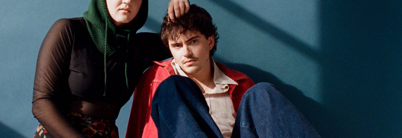 Friko partage ses choix de scène musicale de Chicago dans la playlist de The Cover