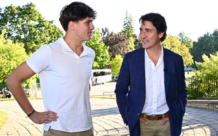 Le fils de Justin Trudeau, Xavier, taquine "Dark Ambient R&B" Début Single