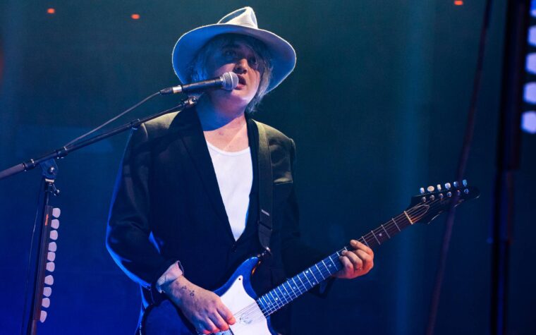 Pete Doherty partage ses résolutions du Nouvel An et revient sur le chemin parcouru depuis 2000