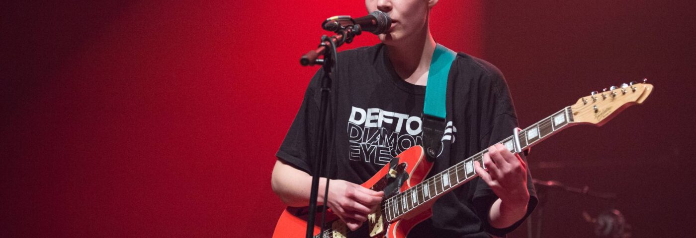Porridge Radio dit au revoir avec le single « Don't Want To Dance » du nouvel EP qui « marque la fin du groupe »