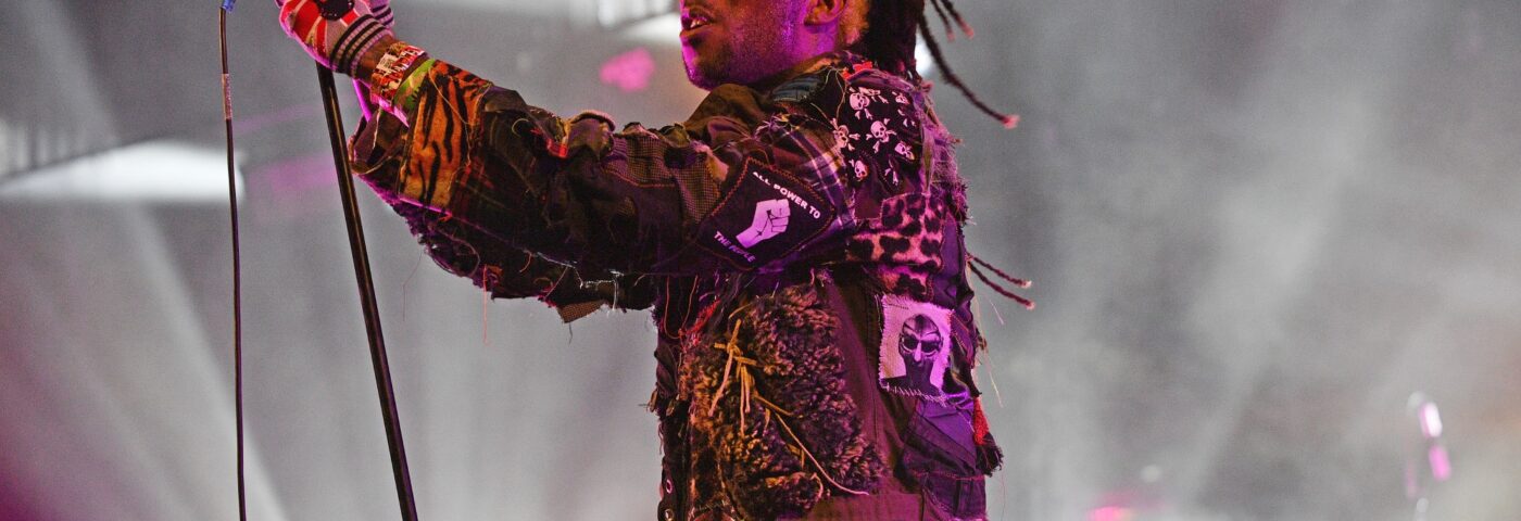 Regardez Ho99o9 interpréter deux nouvelles chansons féroces « Bad Vibes » et « Bald Eagle Britney » Regardez Ho99o9 interpréter deux nouvelles chansons féroces « Bad Vibes » et « Bald Eagle Britney »