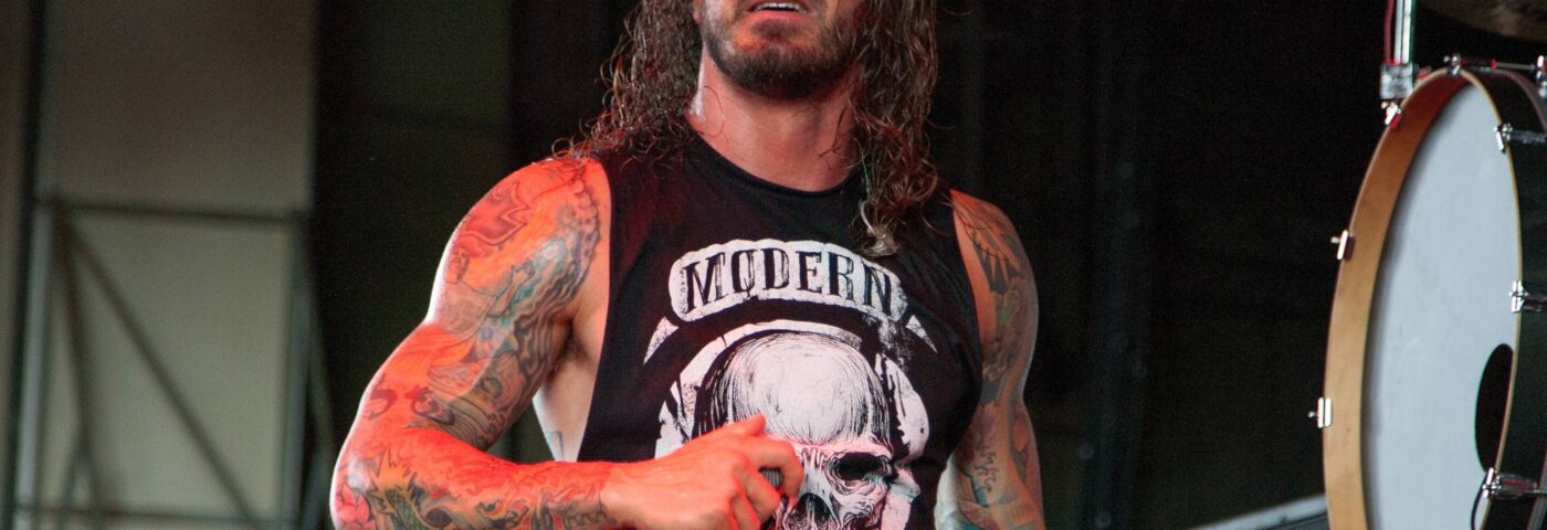 Tim Lambesis de As I Lay Dying donne sa première interview depuis sa séparation avec les membres du groupe : « Je ne veux pas de pitié »