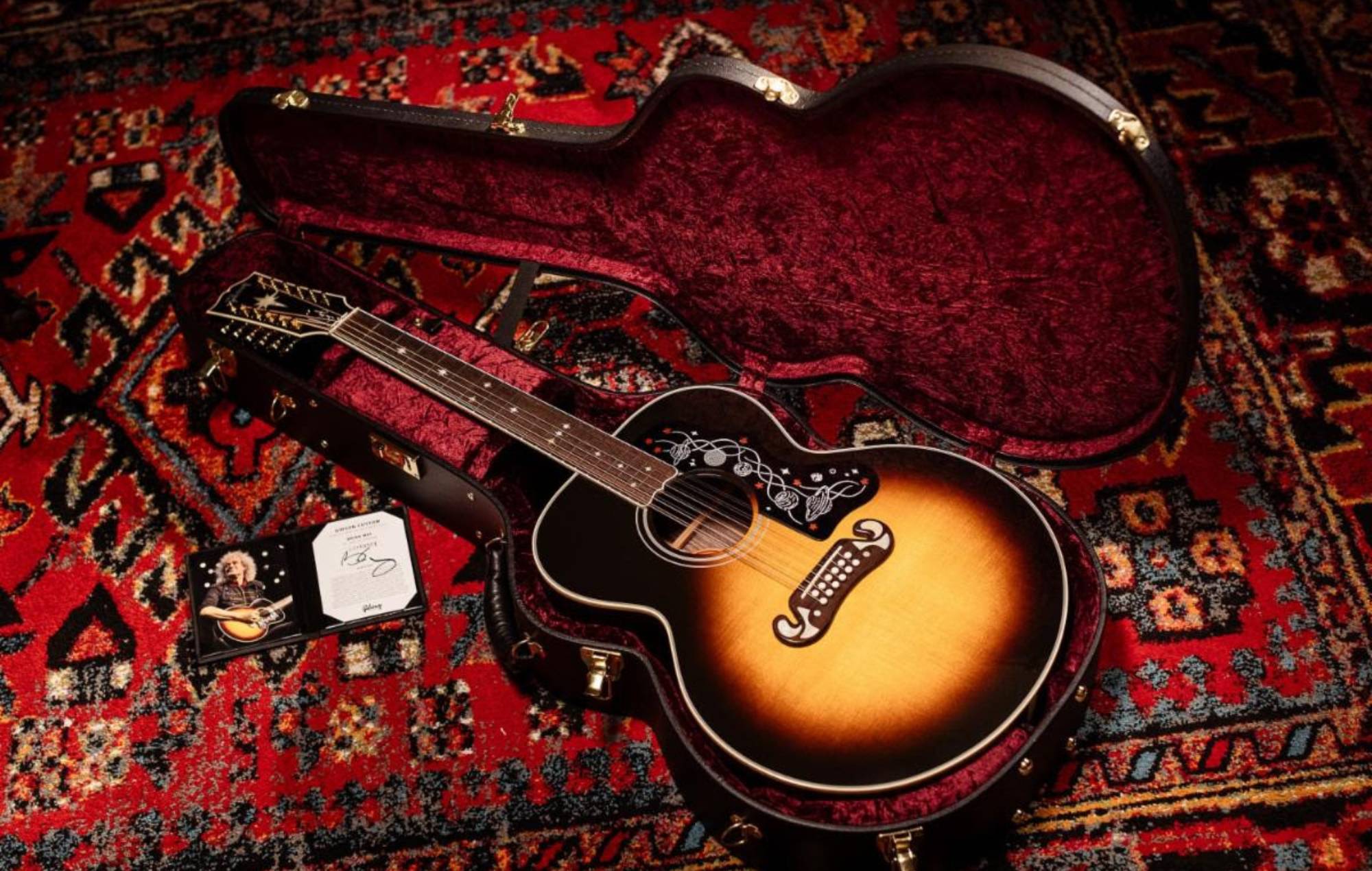 Sir Brian May X Gibson Guitar. Crédit: Gibson