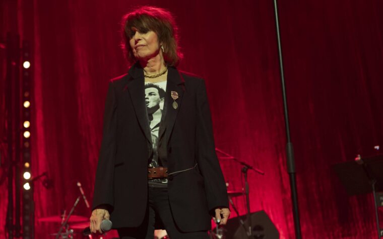 Chrissie Hynde dit qu'elle et Johnny Marr conviennent que "plus rien n'est cool"