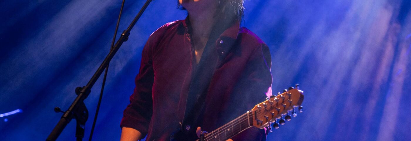 Écoutez le nouveau single acerbe de Miki Berenyi Trio 'Big I Am'