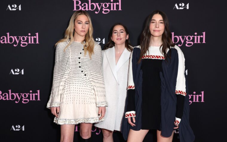 Haim semble taquiner leur retour tant attendu, nouveau single