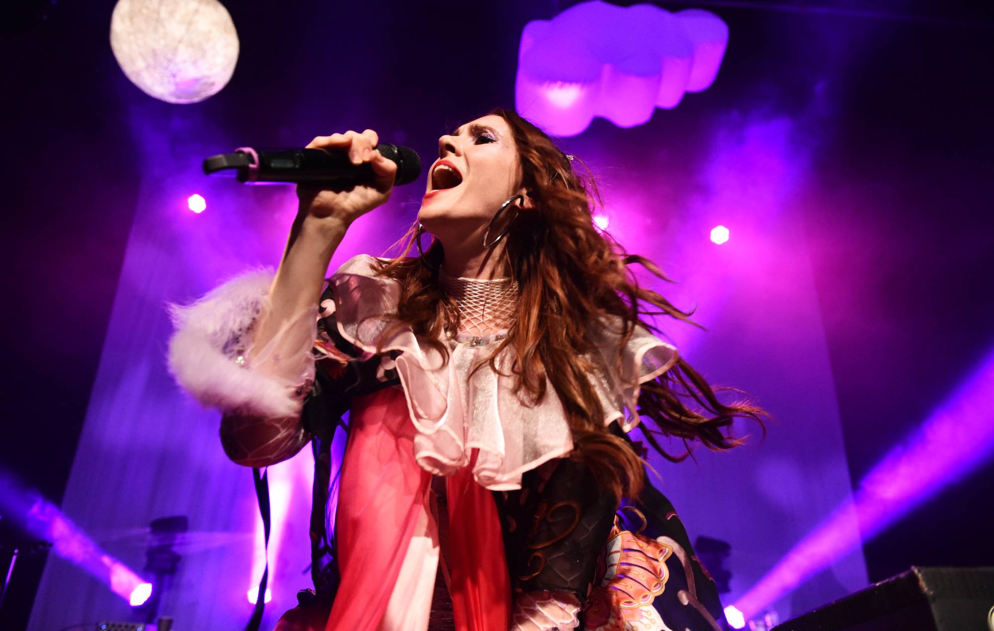 Kate Nash se produit au Théâtre Fonda le 10 avril 2018 à Los Angeles, en Californie. (Photo de Matt Cowan / Getty Images)
