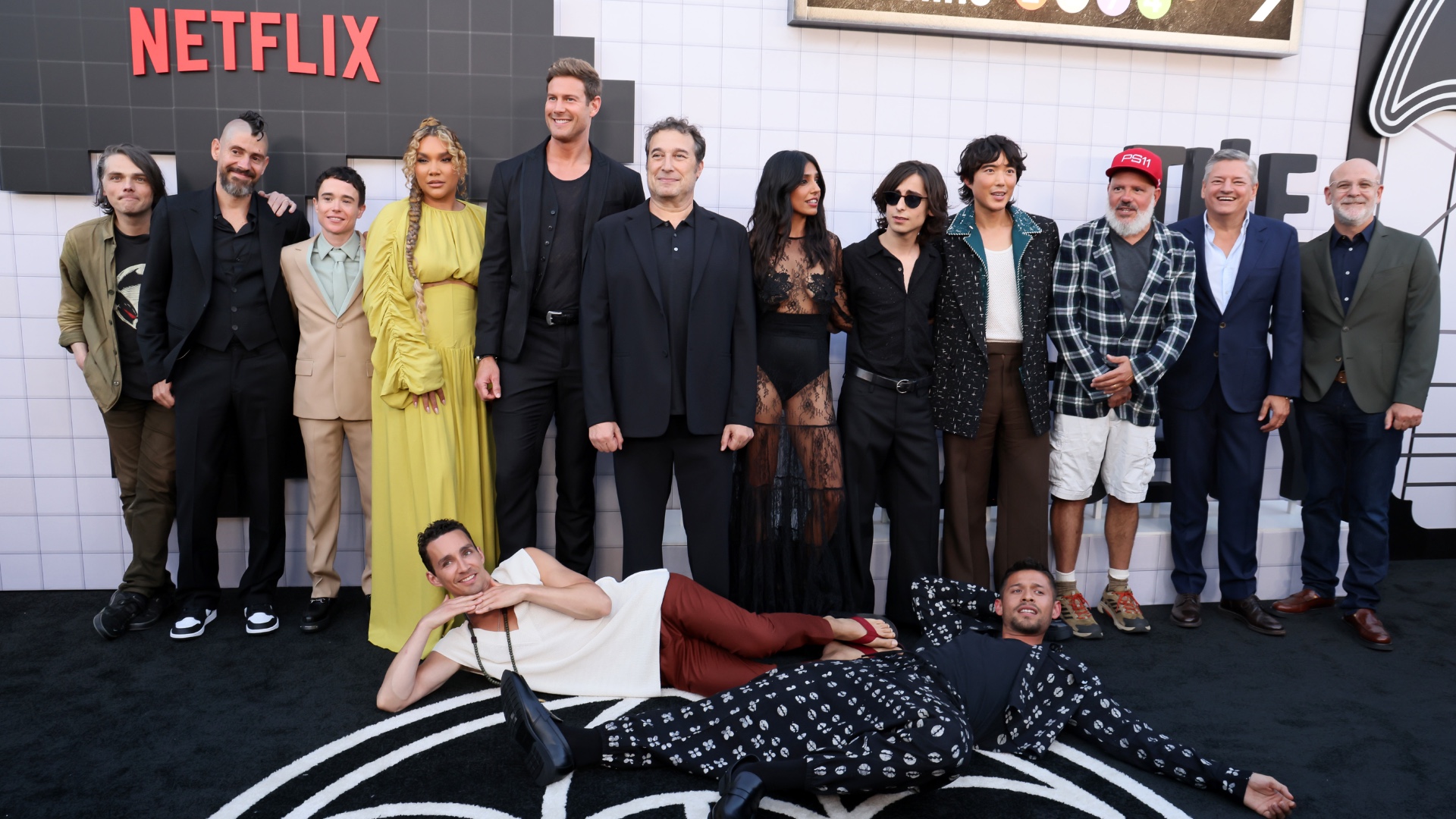 Les acteurs de «The Umbrella Academy», les créateurs et les dirigeants de Netflix lors de la première de la saison 4 en août 2024. Crédit: Rodin Eckenroth / Getty Images pour Netflix.