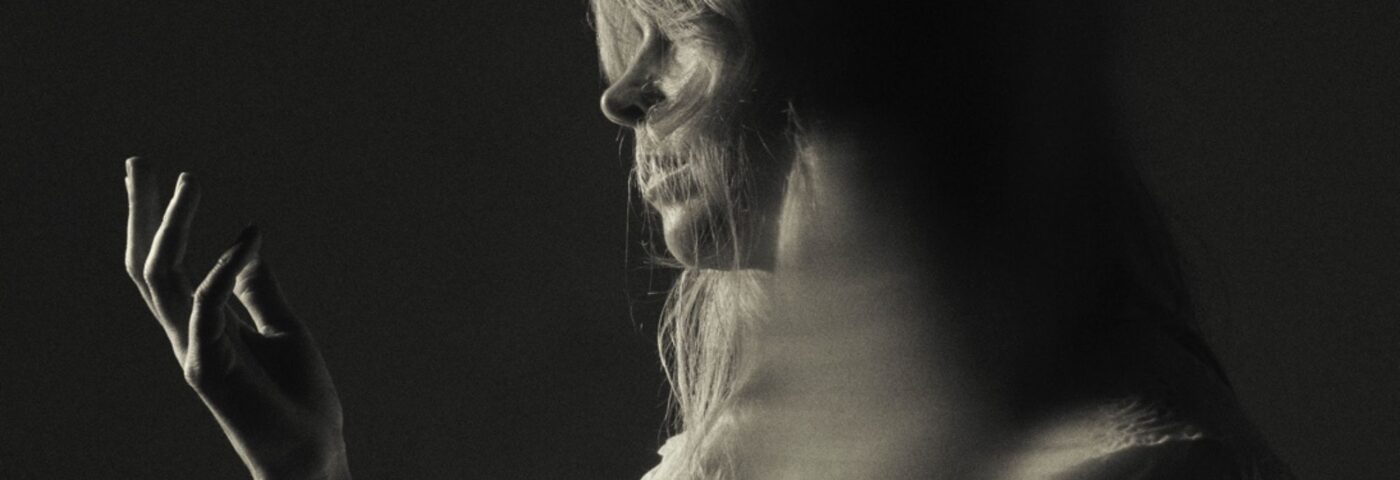 Lucy Rose partage le nouveau single Euphoric «  Pale Blue Eyes '' et annonce la tournée 2026 Royaume-Uni Lucy Rose partage le nouveau single Euphoric «  Pale Blue Eyes '' et annonce la tournée 2026 Royaume-Uni