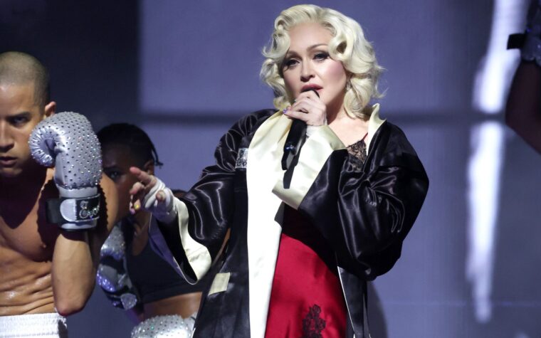 Madonna révèle pourquoi elle n'a "pas peur de la mort" dans une note émotionnelle
