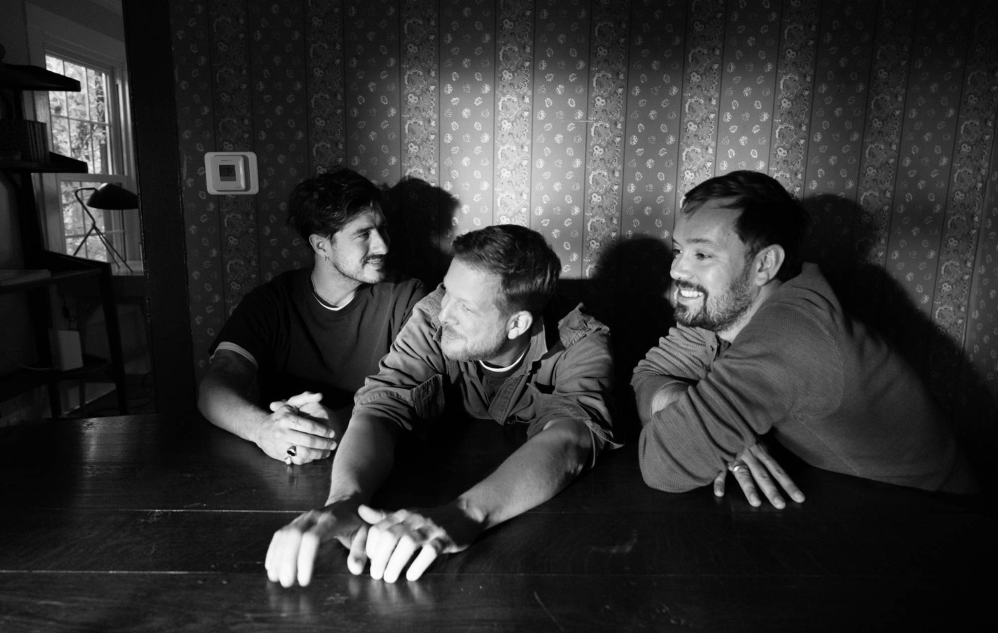 Mumford & Sons. Crédit: James Marcus Hanely