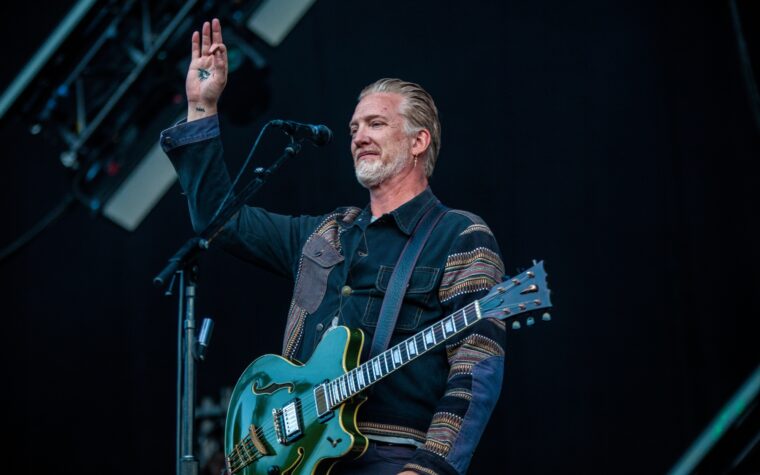 Queens of the Stone Age taquait un énorme concert de Sheffield