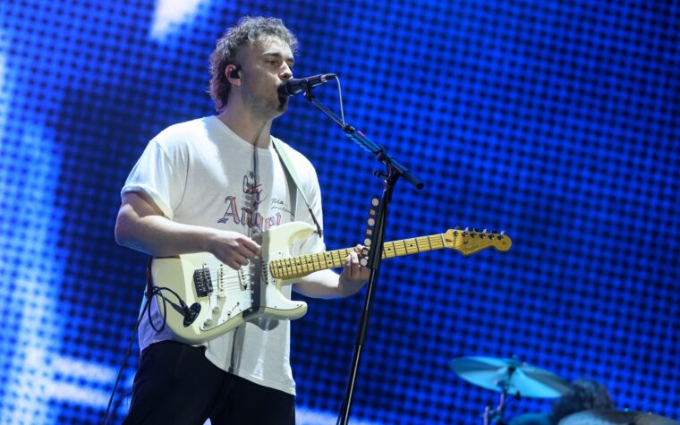 Sam Fender partage la nouvelle ballade apaisante «Rappelez-vous mon nom»