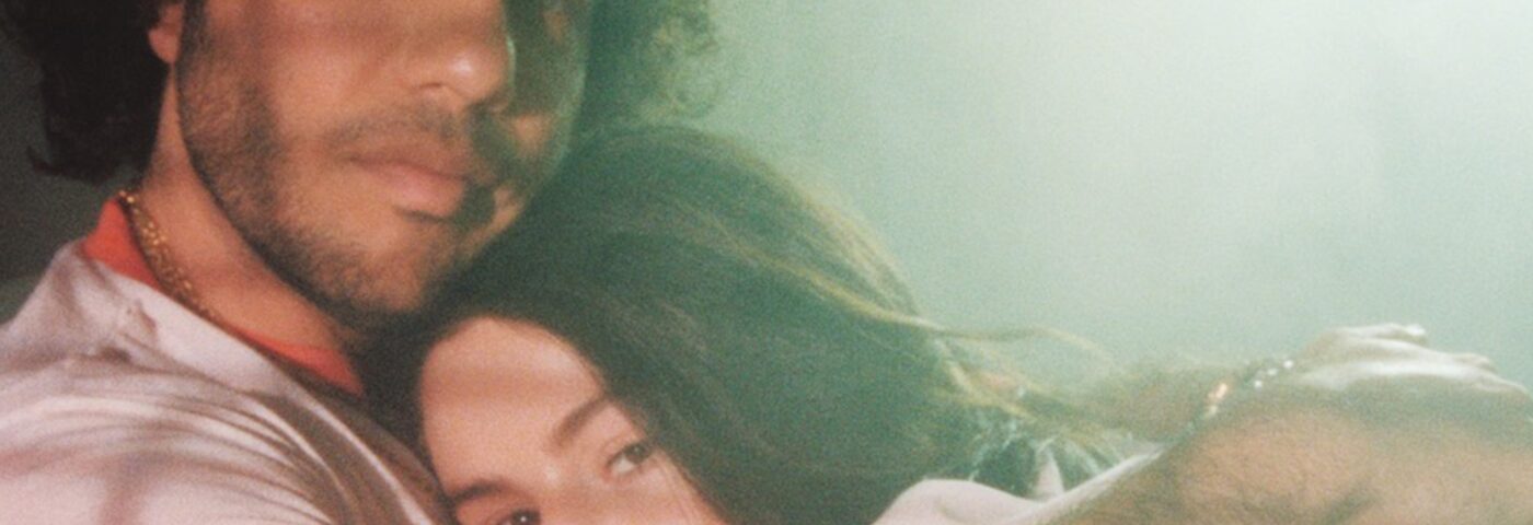 Selena Gomez et Benny Blanco annoncent l'album collaboratif «I Say I I Love You First», partagez le premier single «Scared of Loving You»