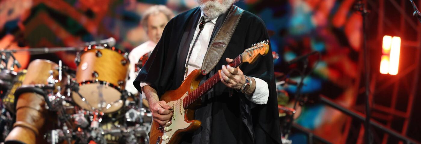 The War on Drugs, Vampire Weekend, Mick Fleetwood et d'autres honorent Grateful Dead au Gala Charity
