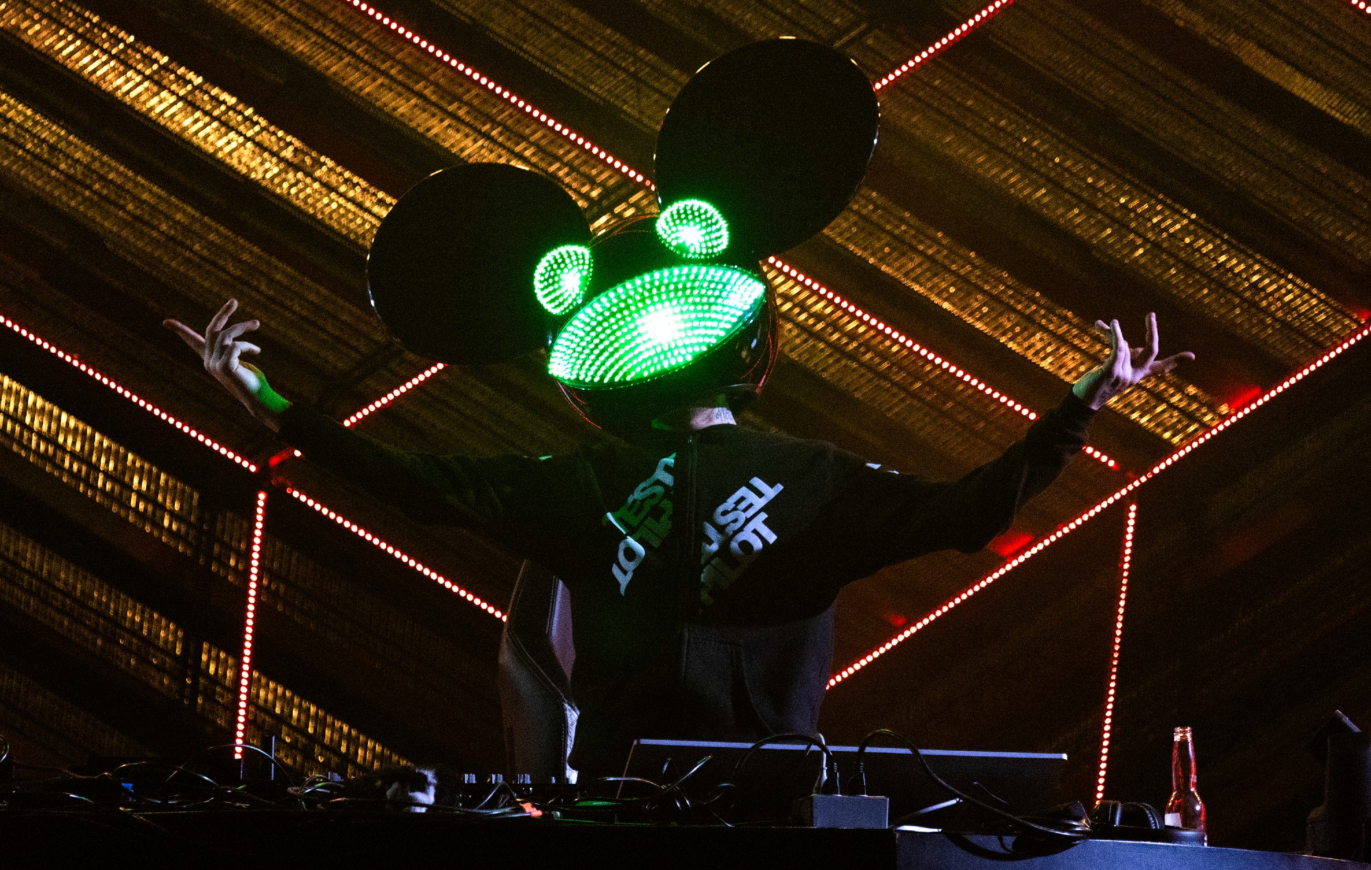Deadmau5 joue en direct
