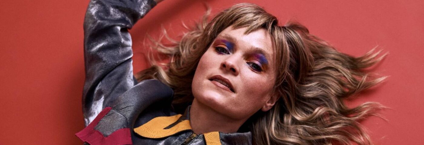 Billy Nomates annonce le troisième album «MetalHorse» avec le nouveau single rebelle «The Test»