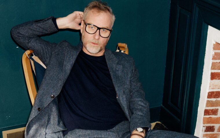 Le Matt Berninger du National annonce le deuxième album solo «Get Sunk» avec le single introspectif «Bonnet of Pins»