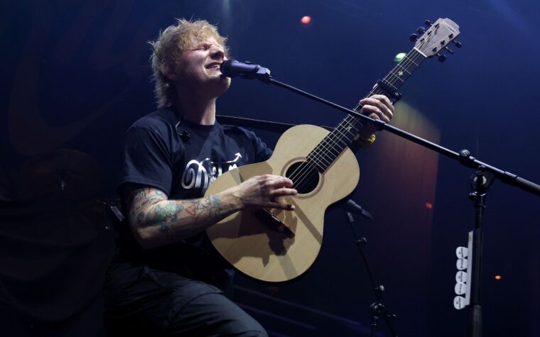 Ed Sheeran confirme que le nouveau single arrive «le mois prochain», révèle les titres de chansons à venir