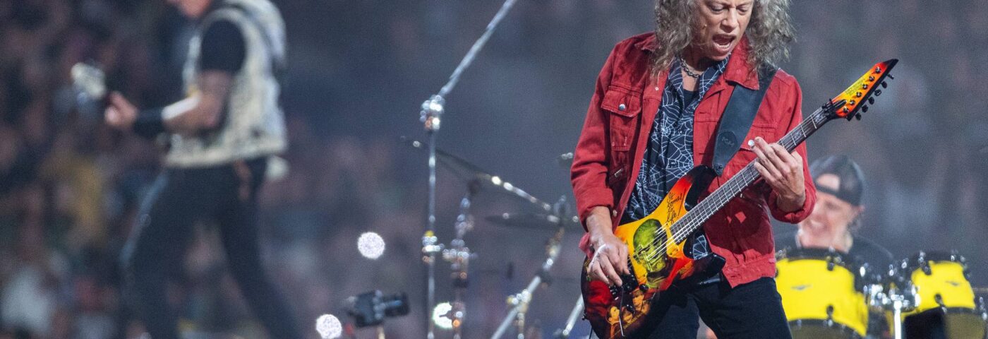 Kirk Hammett a 767 nouveaux riffs pour le prochain album de Metallica, dit que leur son pourrait « retourner dans les années 90 »