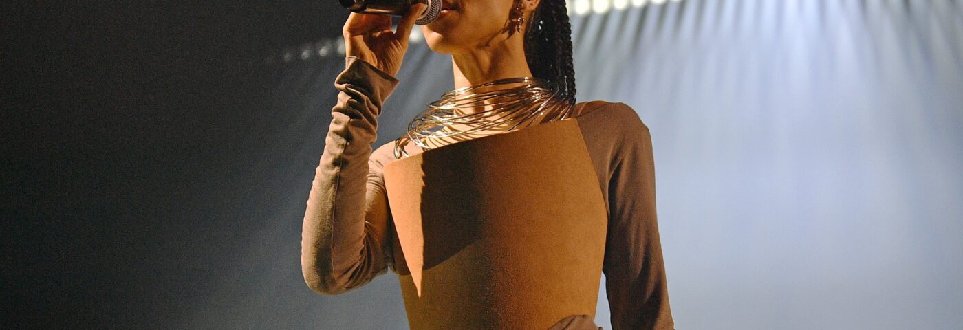 FKA Twigs annule la tournée nord-américaine sur les problèmes de visa