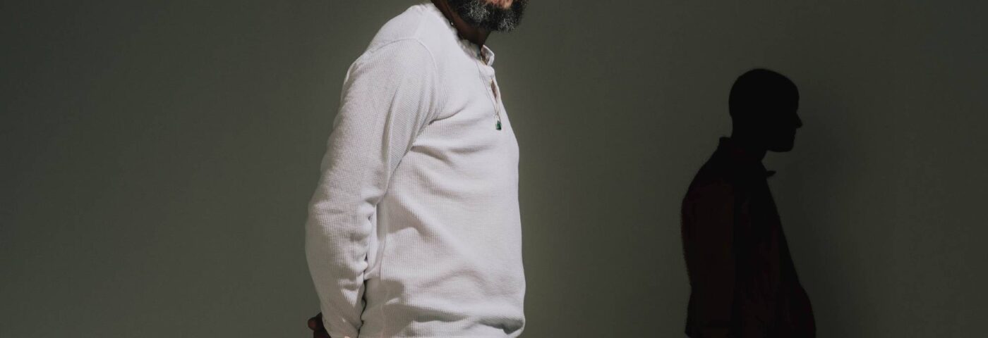 Bon Iver pour faire ses débuts à deux simples via un flux de caméras de sentier 24/7 – y compris Danielle Haim Collab