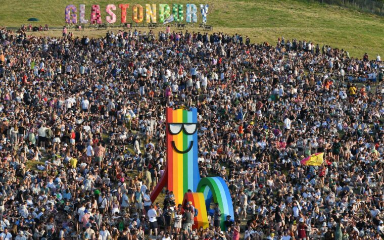Glastonbury annonce la gamme complète pour 2025 Stage acoustique