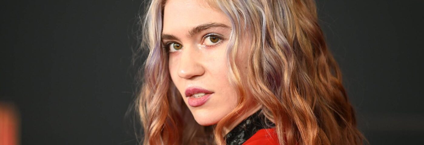 Grimes révèle le TDAH et le diagnostic de l'autisme