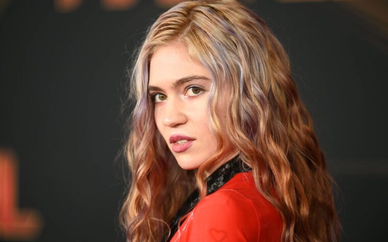 Grimes révèle le TDAH et le diagnostic de l'autisme