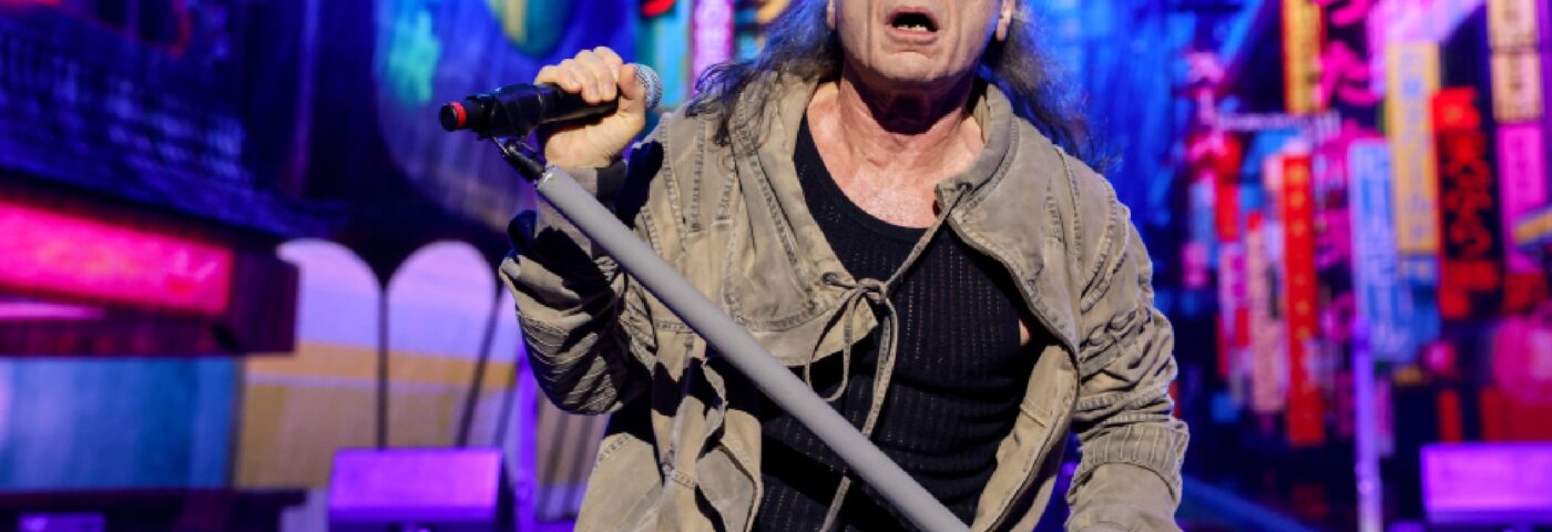 Iron Maiden pour publier « Epic » New Visual Book chronique de 50 ans de carrière, « Infinite Dreams »
